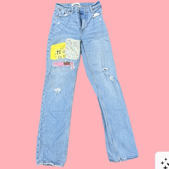 Women’s Abercrombie Patchwork Distressed Jeans - Picture 1 of 10